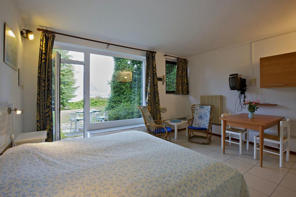 Villa Panorama Porto Valtravaglia Extérieur photo
